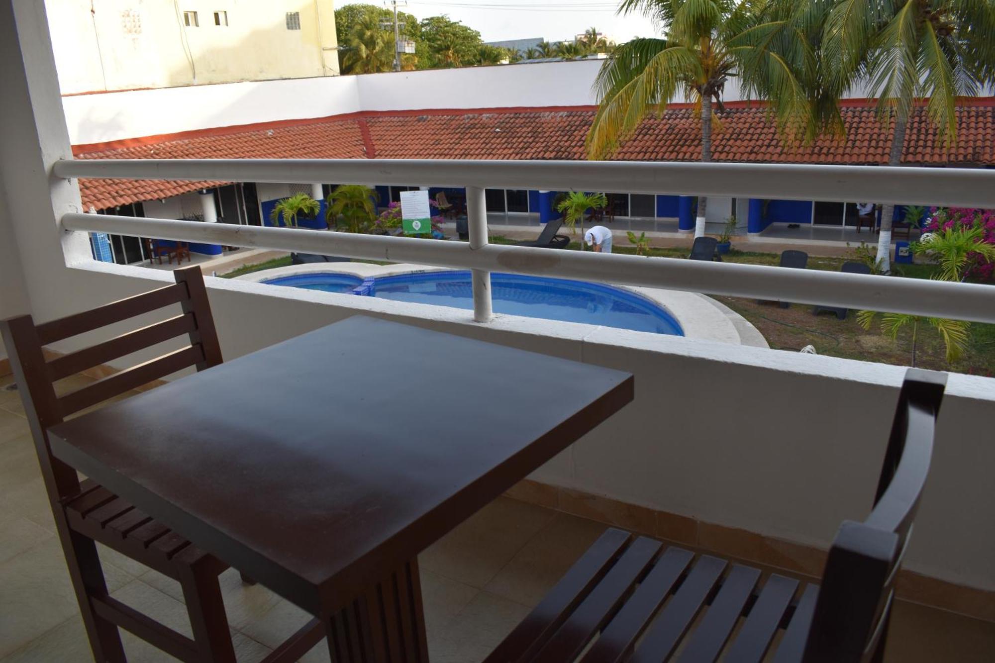 Hotel Plaza Almendros, Isla Mujeres Esterno foto